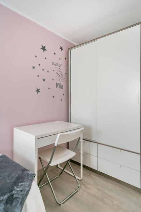 Habitaciones Bonitas Y Comodas L'Hospitalet de Llobregat Bagian luar foto